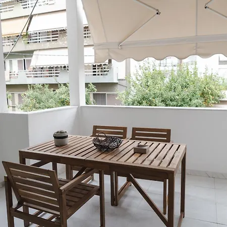 Zoe's By The Sea Chalkida